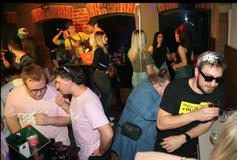 Ovako se slavi: Studenti u Čakovcu priredili nezaboravni ludi tulum za kraj akademske godine