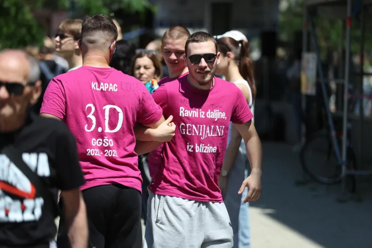 Ludnica diljem Hrvatske: Tisuće maturanata priredilo scene koje će pamtiti cijeli život
