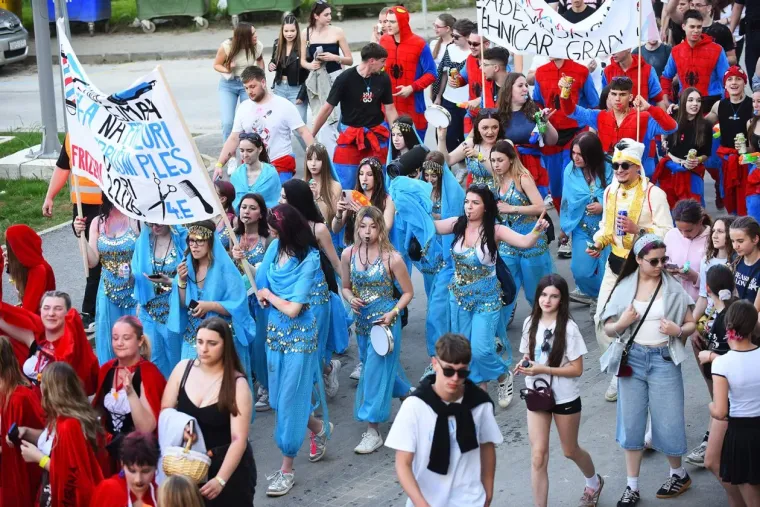 Pogledajte megagaleriju maturantskog ludila diljem Hrvatske: Ovo će se dugo pamtiti!