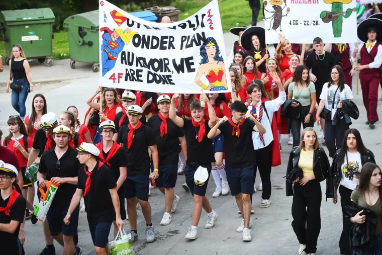 Pogledajte megagaleriju maturantskog ludila diljem Hrvatske: Ovo će se dugo pamtiti!