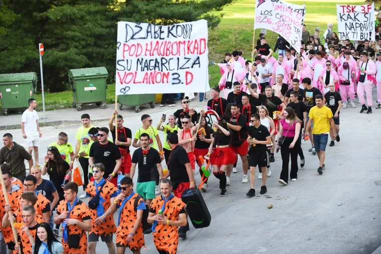Pogledajte megagaleriju maturantskog ludila diljem Hrvatske: Ovo će se dugo pamtiti!