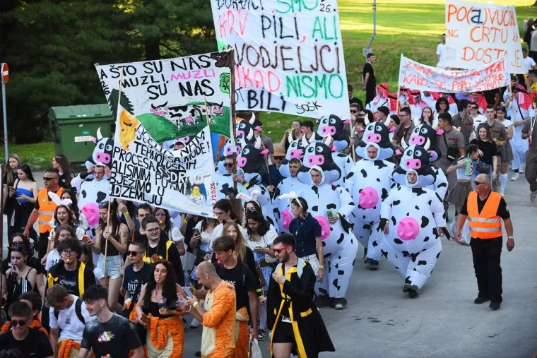 Pogledajte megagaleriju maturantskog ludila diljem Hrvatske: Ovo će se dugo pamtiti!