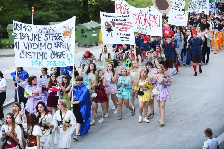 Pogledajte megagaleriju maturantskog ludila diljem Hrvatske: Ovo će se dugo pamtiti!