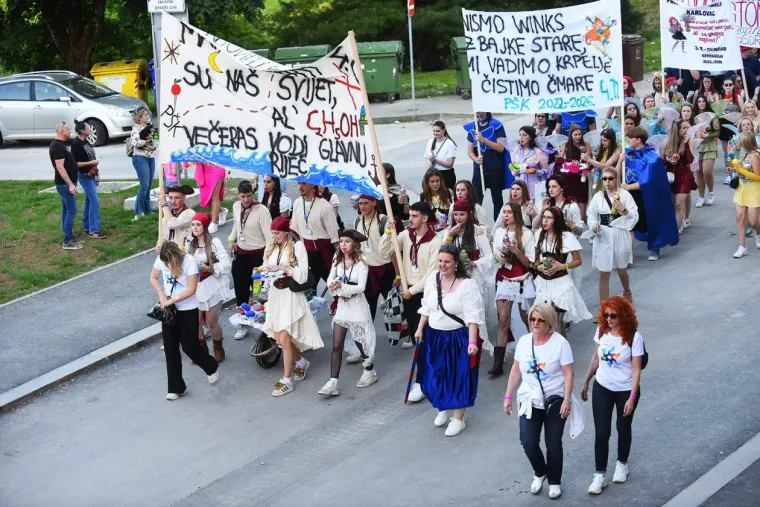 Pogledajte megagaleriju maturantskog ludila diljem Hrvatske: Ovo će se dugo pamtiti!