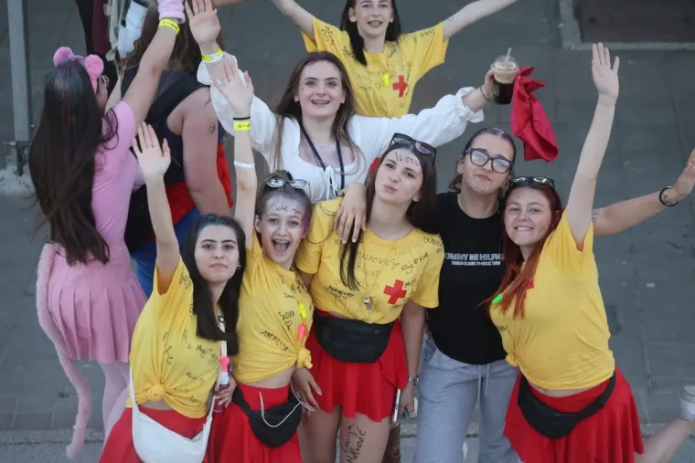 Pogledajte megagaleriju maturantskog ludila diljem Hrvatske: Ovo će se dugo pamtiti!