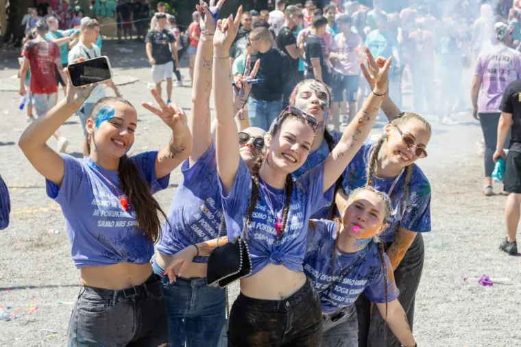 Pogledajte megagaleriju maturantskog ludila diljem Hrvatske: Ovo će se dugo pamtiti!