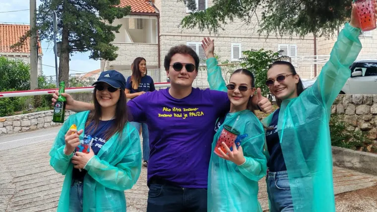 Pogledajte megagaleriju maturantskog ludila diljem Hrvatske: Ovo će se dugo pamtiti!