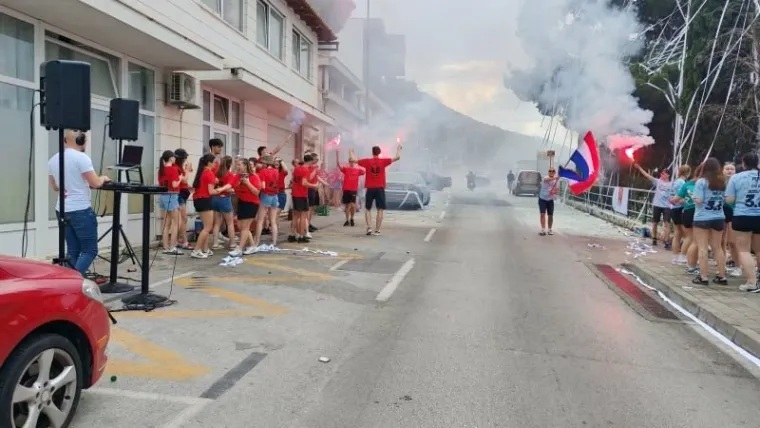 Pogledajte megagaleriju maturantskog ludila diljem Hrvatske: Ovo će se dugo pamtiti!