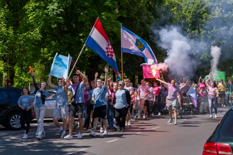 Pogledajte megagaleriju maturantskog ludila diljem Hrvatske: Ovo će se dugo pamtiti!
