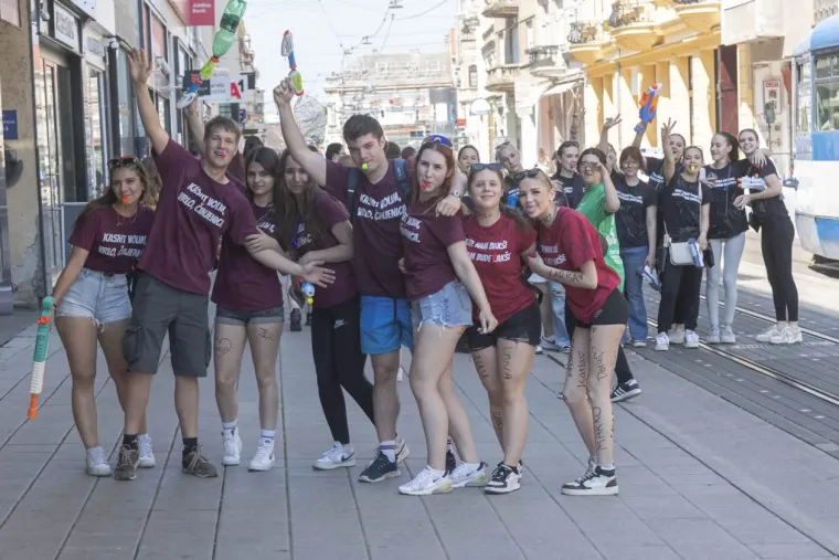 Pogledajte megagaleriju maturantskog ludila diljem Hrvatske: Ovo će se dugo pamtiti!