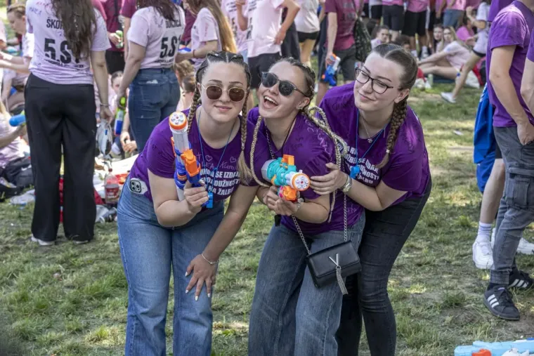 Pogledajte megagaleriju maturantskog ludila diljem Hrvatske: Ovo će se dugo pamtiti!