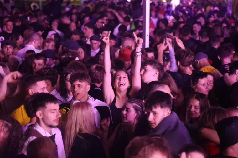 Pogledajte megagaleriju maturantskog ludila diljem Hrvatske: Ovo će se dugo pamtiti!