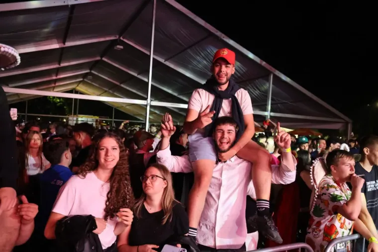 Pogledajte megagaleriju maturantskog ludila diljem Hrvatske: Ovo će se dugo pamtiti!