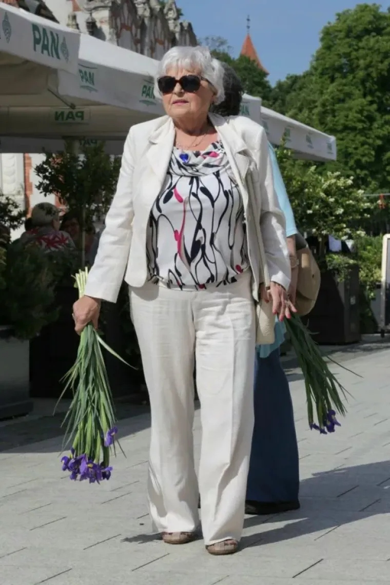 Ljeto nam se vratilo: Pogledajte Čakovčanke pro&scaron;etale u haljinicama, ali osmjesi obaraju!