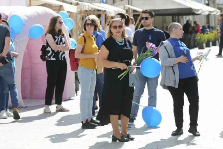 Ljeto nam se vratilo: Pogledajte Čakovčanke pro&scaron;etale u haljinicama, ali osmjesi obaraju!