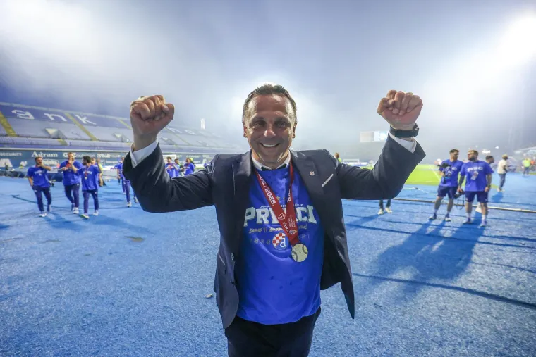 Pogledajte ludnicu na Maksimiru! Zagreb eruptirao nakon osvajanja duple krune