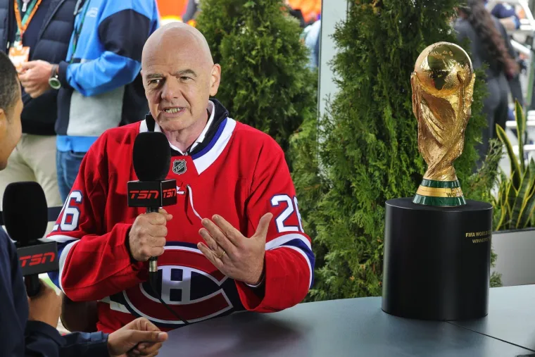 Predsjednik FIFA-e stigao u Montreal, a svi se pitaju tko je djevojka 'domaćeg' vozača