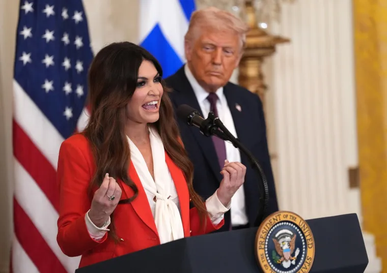 Voli luksuz i tulume do jutra: Fatalna američka veleposlanica mami uzdahe gdje god se pojavi