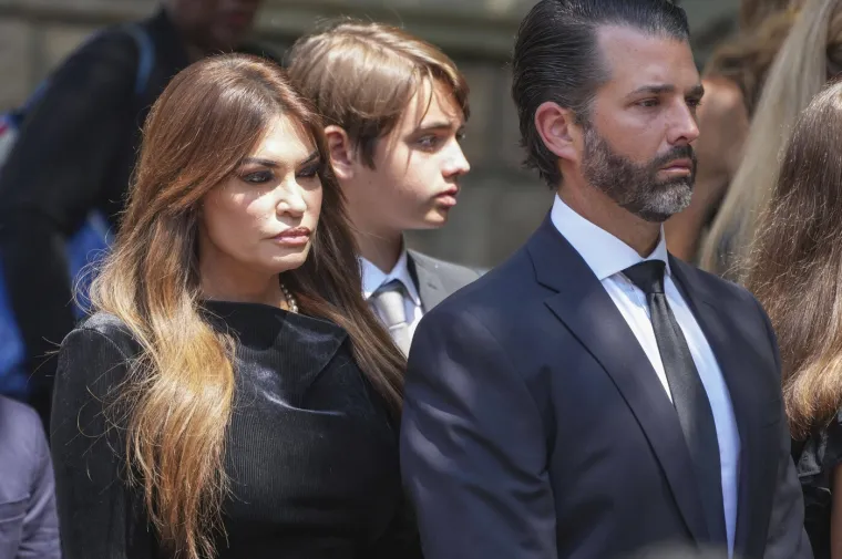 Voli luksuz i tulume do jutra: Fatalna američka veleposlanica mami uzdahe gdje god se pojavi