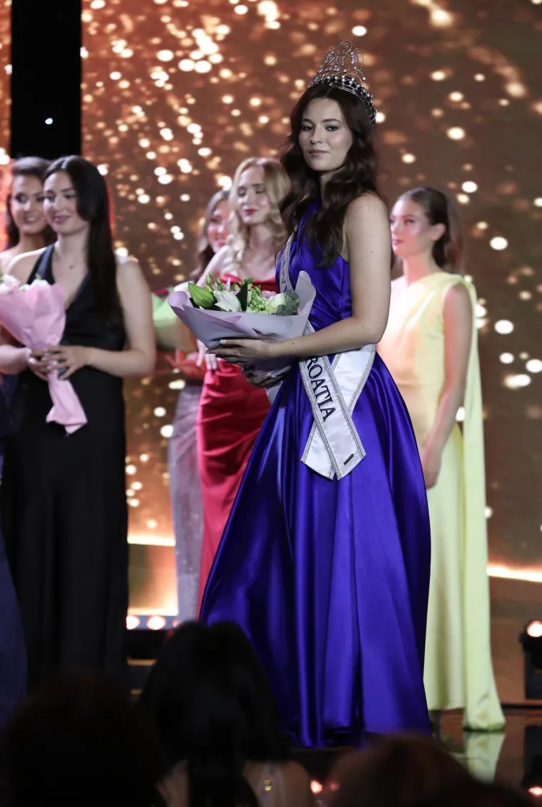 Hrvatska ima novu Miss Universe: Kći je legendarnog splitskog ko&scaron;arka&scaron;a