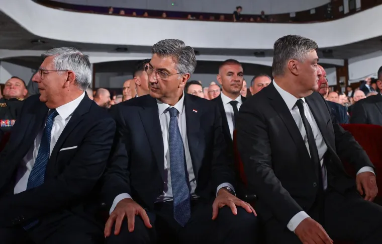 Jedan kraj drugog, a miljama daleko! Pogledajte ovu razinu ignoriranja