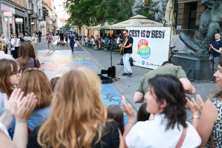 Grad je ponovno oživio: Ovako je Zagreb zablistao na otvorenju omiljenog festivala