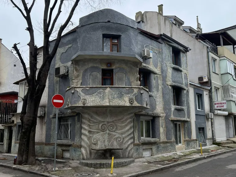 Balkan stvarno nije za početnike, a to dokazuje i arhitektura kakve nema ni u crtićima