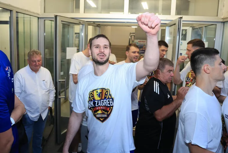 Luda fe&scaron;ta nakon novog naslova prvaka: Zagrepčani proslavili s navijačima