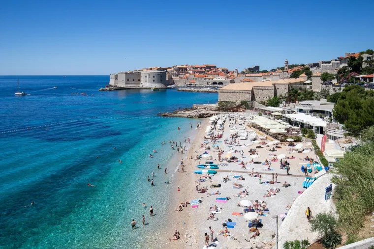 Ljepotice okupirale hrvatske plaže: Pogledajte kako uživaju u moru