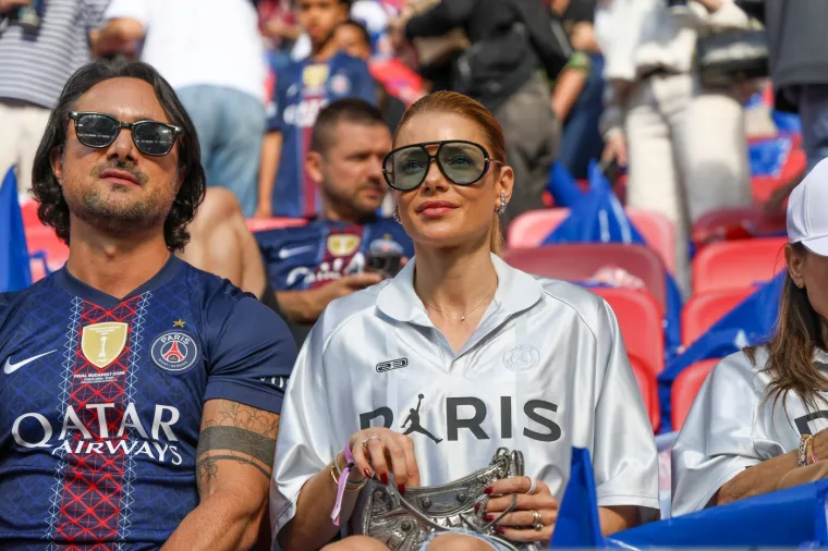 Rock zvijezde i političari do&scaron;li su na finale, ali svi su gledali u zgodne navijačice Pariza