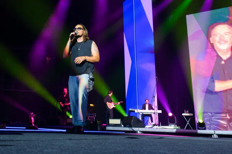 Tony Cetinski priredio nezaboravan rođendanski party u Areni Zagreb: Pogledajte atmosferu