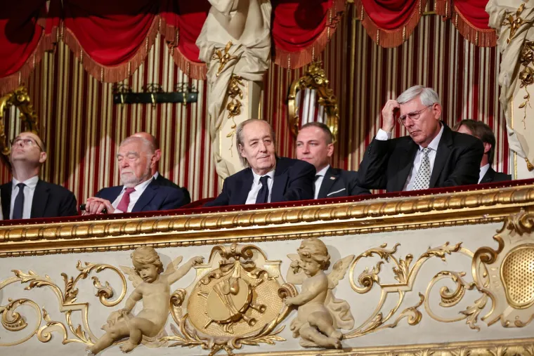 Dan državnosti u HNK-u: Premijer u prvom redu, ali ministrice u toaletama ukrale svu pažnju