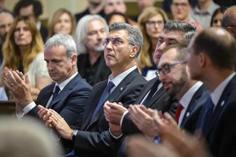 Milanović i Plenković se rukovali, a onda su uslijedili govori