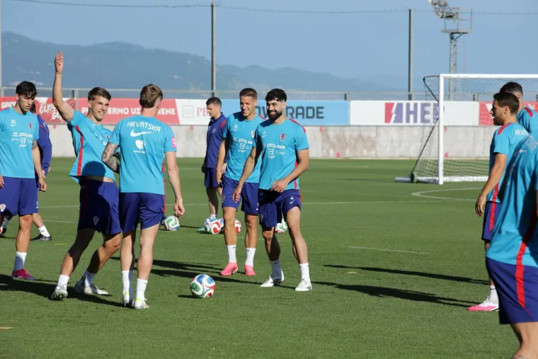 Luka Modrić iznenadio sve na treningu jednim detaljem, a evo za&scaron;to na&scaron;i treniraju po vrućini