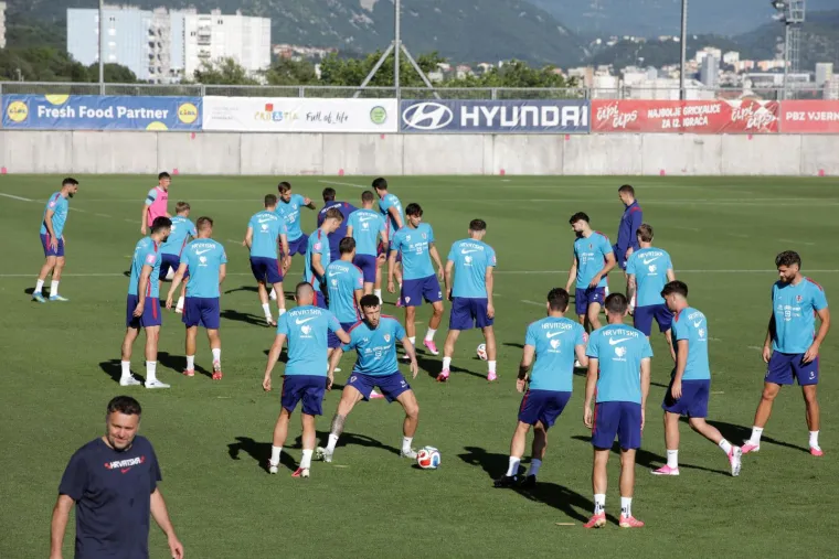 Luka Modrić iznenadio sve na treningu jednim detaljem, a evo za&scaron;to na&scaron;i treniraju po vrućini