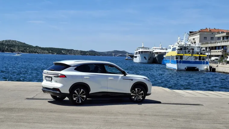 Vozili smo obiteljski SUV sa sportskim performansama, malom potro&scaron;njom i fantastičnom cijenom