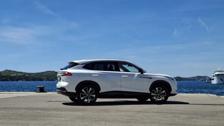 Vozili smo obiteljski SUV sa sportskim performansama, malom potro&scaron;njom i fantastičnom cijenom