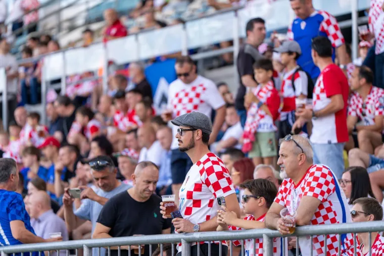 Kustića dočekala poruka koju nije htio vidjeti, pazite &scaron;to se događalo na Rujevici