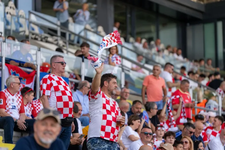 Kustića dočekala poruka koju nije htio vidjeti, pazite &scaron;to se događalo na Rujevici