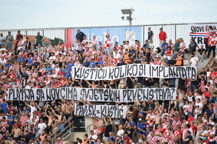 Kustića dočekala poruka koju nije htio vidjeti, pazite &scaron;to se događalo na Rujevici