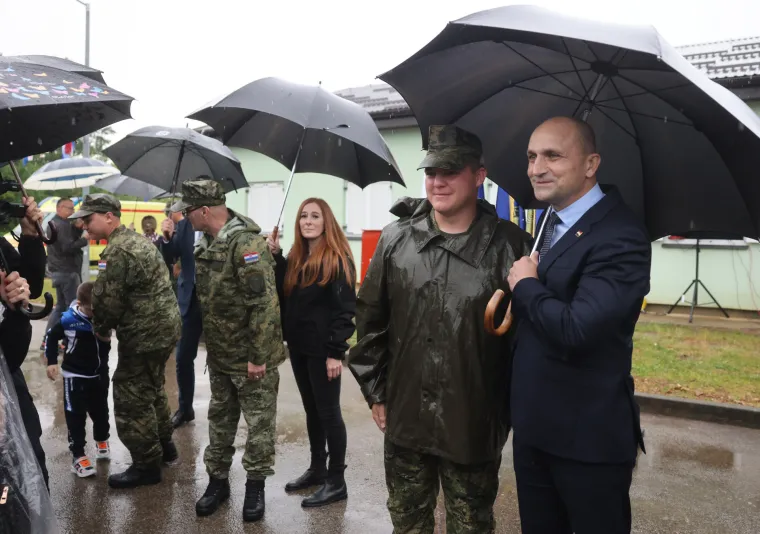 Prisegnulo 900 novih ročnika, dobili poruku da se ne boje: 'Ne tražimo samo vojnike'
