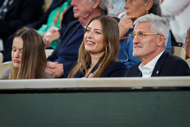 Legendarna tenisačica vratila se u Pariz: Svi su gledali &scaron;to je obukla i u čijem je dru&scaron;tvu