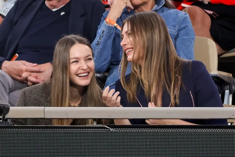 Legendarna tenisačica vratila se u Pariz: Svi su gledali &scaron;to je obukla i u čijem je dru&scaron;tvu