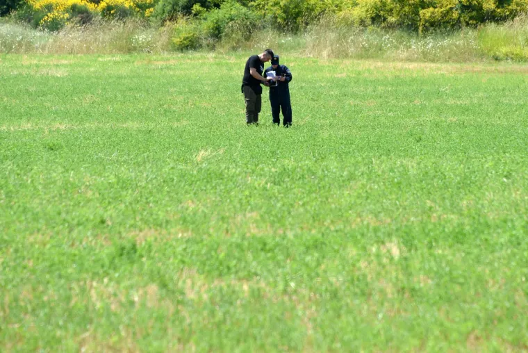 Prve fotografije s mjesta užasa: Avion se prepolovio