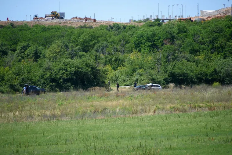 Prve fotografije s mjesta užasa: Avion se prepolovio