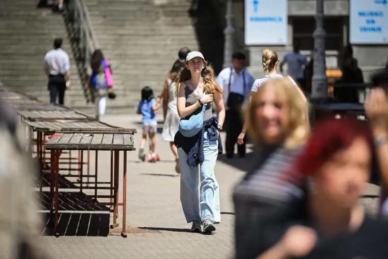 Lijepe brinete plijenile pažnju u centru Zagreba: Pogledajte kako je to izgledalo