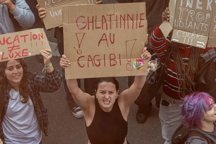 Pobuna u Bruxellesu: Palili ograde i bicikle, interventirala policija