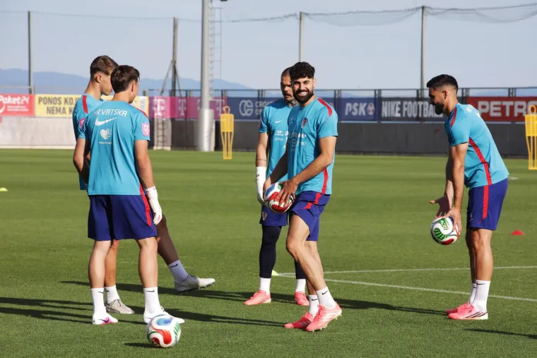 Procurio detalj s treninga hrvatske reprezentacije, Dalić je na mukama