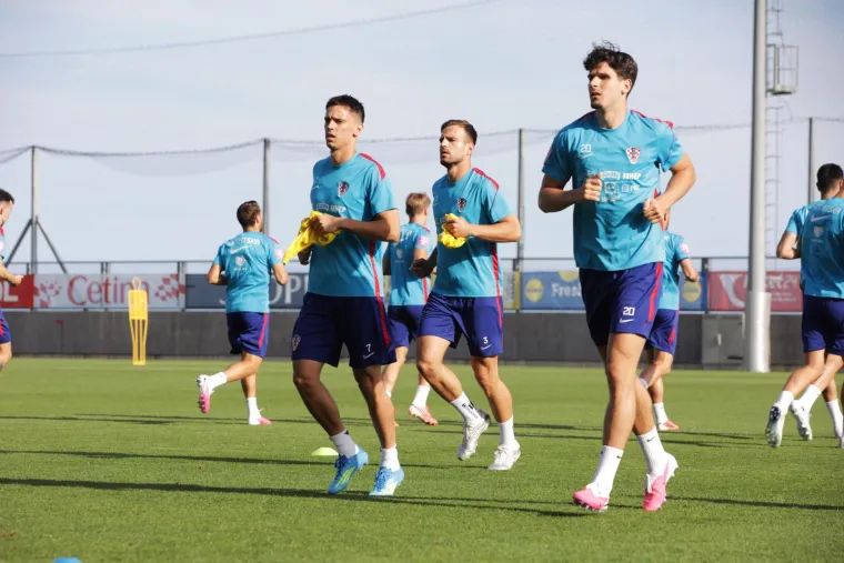Procurio detalj s treninga hrvatske reprezentacije, Dalić je na mukama