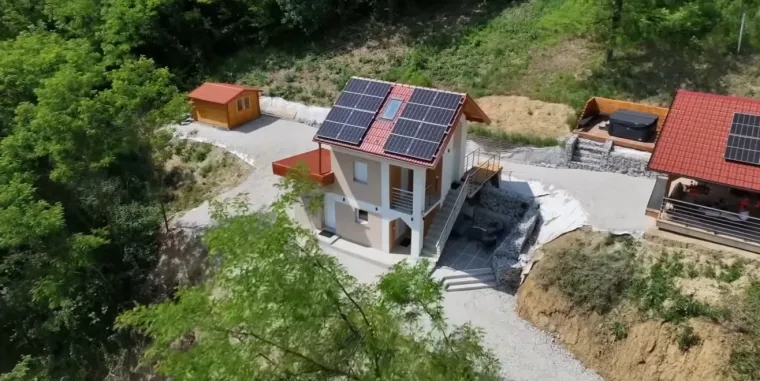 Amerikanac dovr&scaron;io uređenje kuće koju je kupio za pet tisuća eura u Zagorju, pogledajte je sada